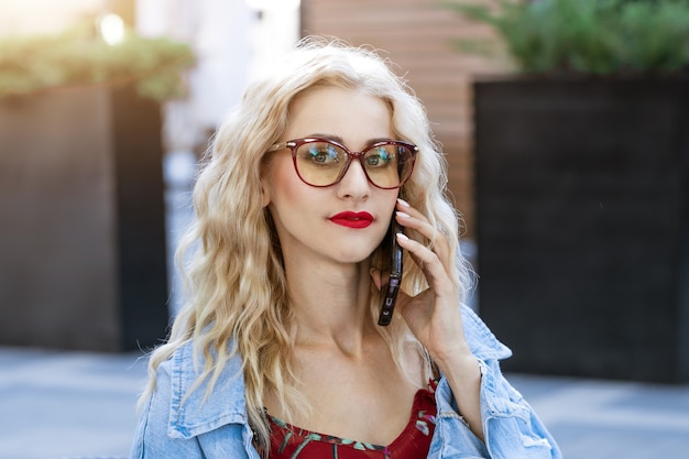 Jak wybrać okulary jak Chloe do codziennych stylizacji?