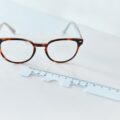 Rozmiar okularów 58 co oznacza dla wyboru właściwych oprawek?