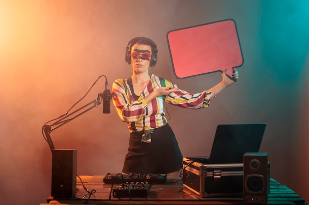 Jakie radio gra disco polo w ciągu dnia?