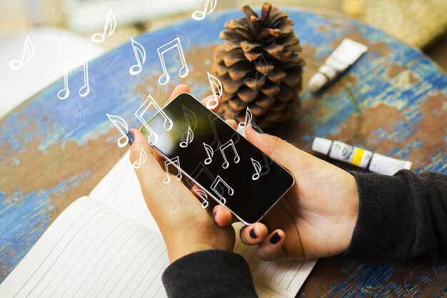 Jak działa aplikacja co rozpoznaje piosenki?