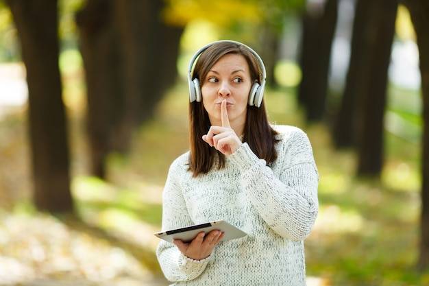 Jak rozpoznać piosenkę usłyszaną w radiu?