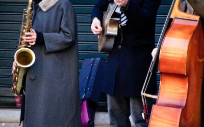 Jak się ubrać do filharmonii na koncert jazzowy?