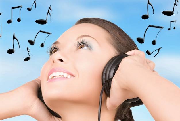 Jaki jest tytuł piosenki rozbrzmiewającej w Twojej głowie?