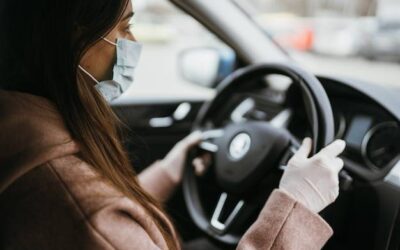 Jakie rękawiczki do jazdy samochodem wybrać?