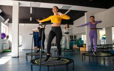 Ile kalorii spalamy na trampolinie?