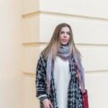 Jak zawiązać apaszkę do koszuli i dodać stylizacji charakteru?