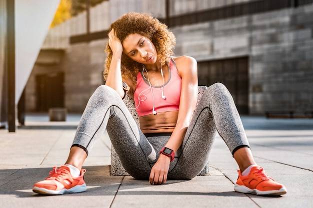 Jakie buty do fitnessu damskie sprawdzą się na siłowni?