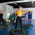 Trampolina fitness czy odchudza i pomaga w utracie wagi?