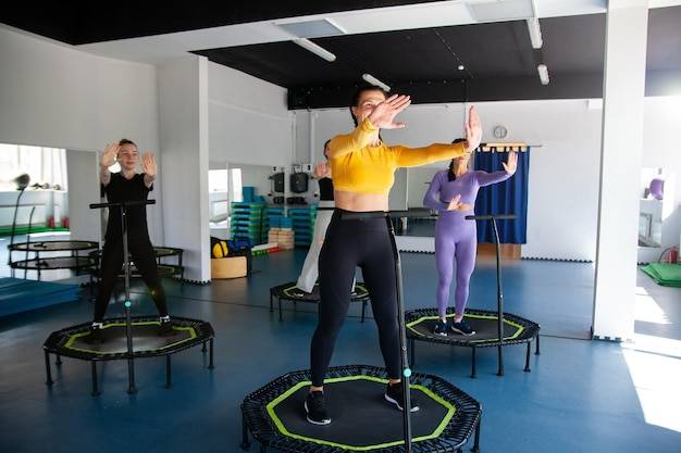 Trampolina fitness czy odchudza i pomaga w utracie wagi?